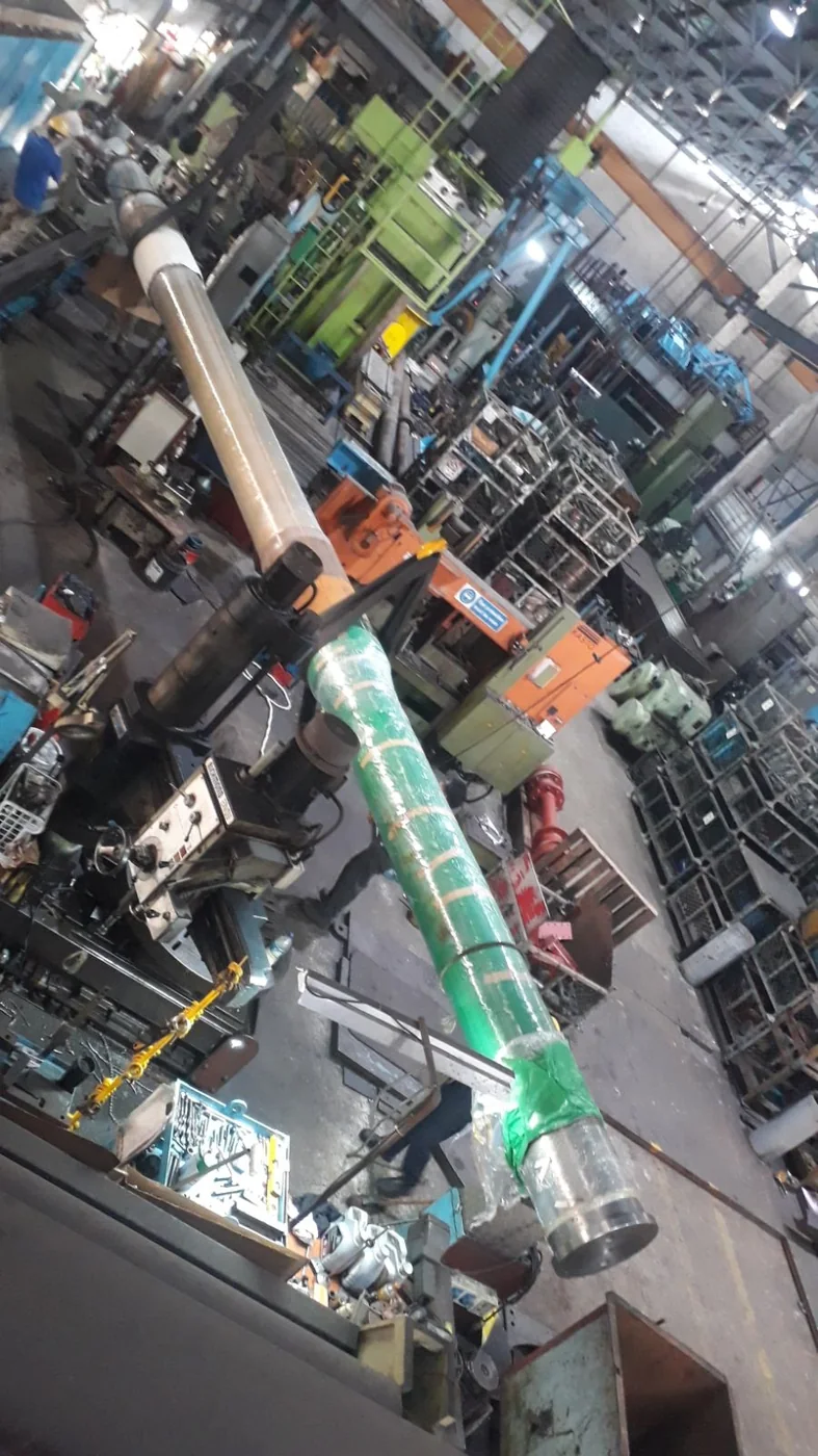 Propeller and shaft equipment