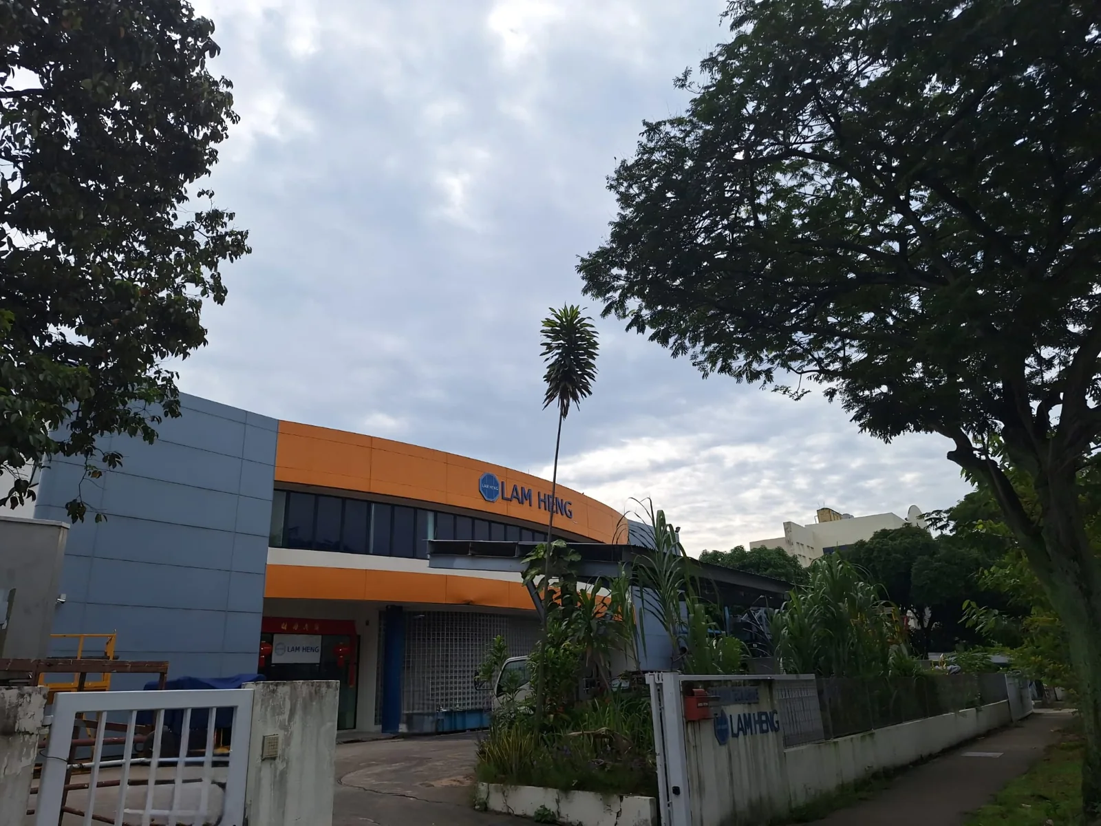 Lam Heng workshop and office building in Singapore